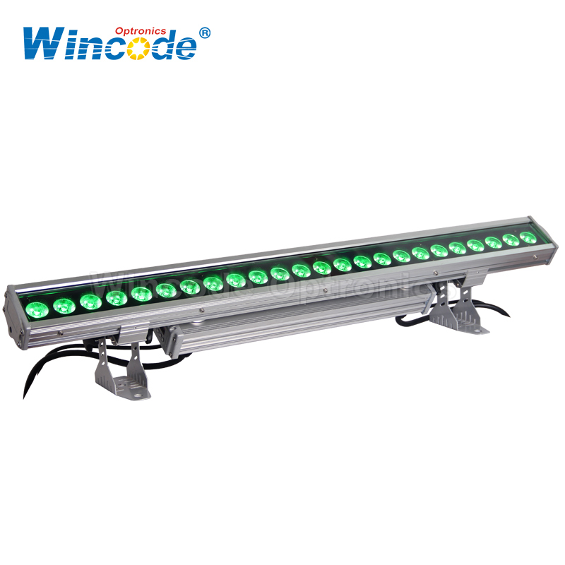 24×10W RGBW 4 en 1 Bañador de pared LED para exteriores