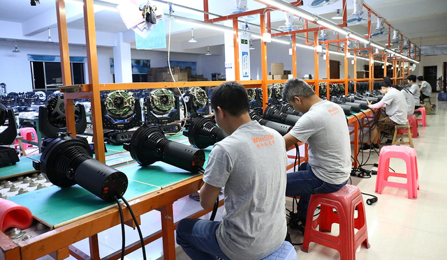 Empresa de luz de cabeza móvil